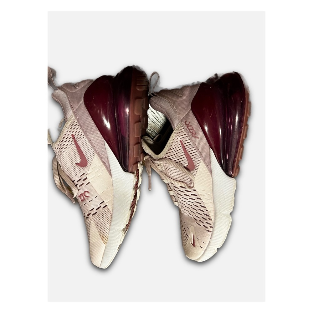 Nike AirMax 270